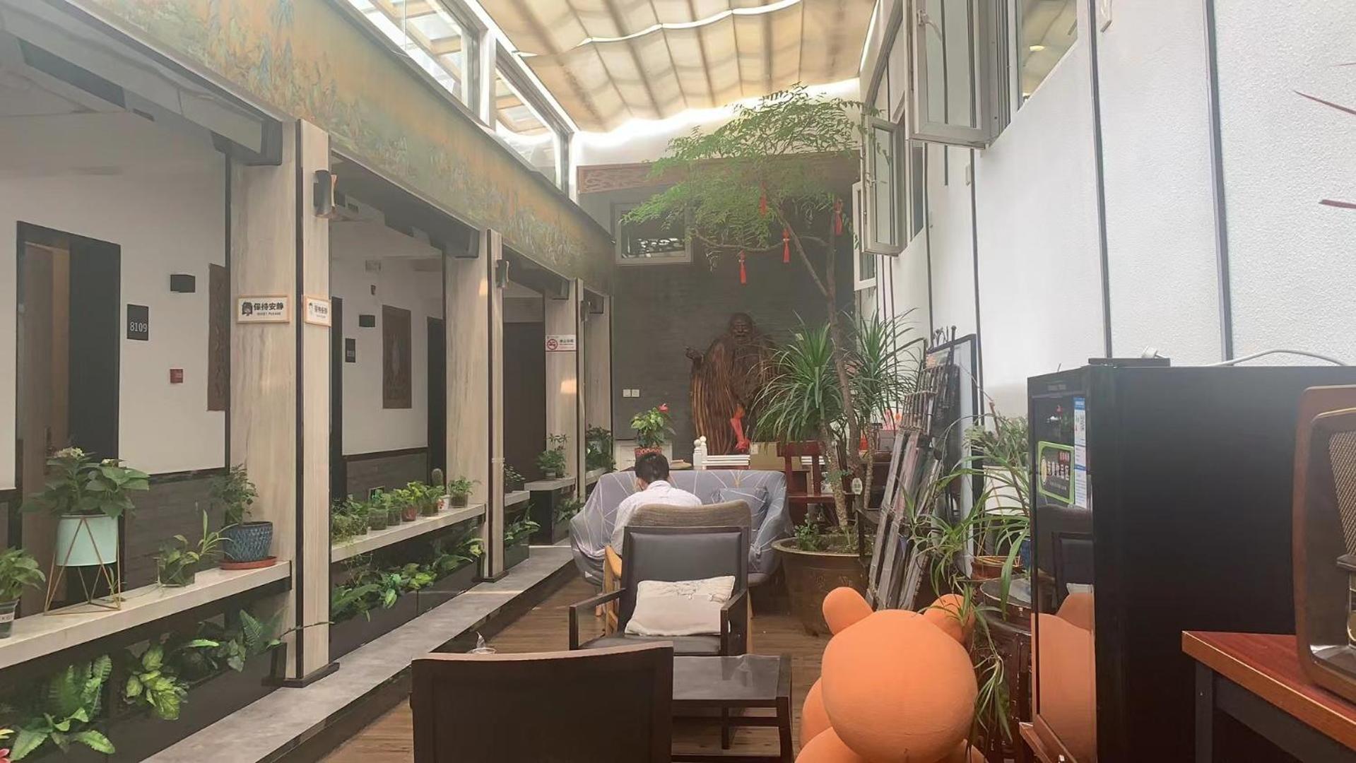 East Sacred Hotel: Near Tiananmen & Metro, Free Amenities Beijing Exterior photo